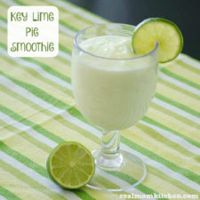 Key Lime Pie Smoothie | realmomkitchen.com
