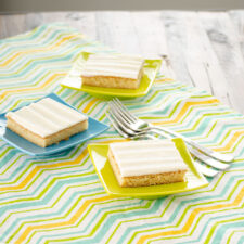 White Texas Sheet Cake | realmomkitchen.com