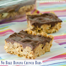 No Bake Banana Crunch Bars | realmomkitchen.com