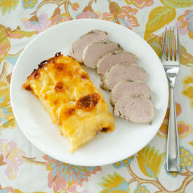 Cheesy Scalloped Potatoes | realmomkitchen.com