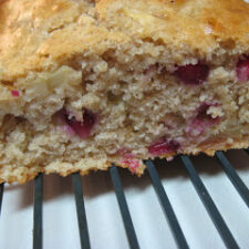 Apple Pomegranate Spice Bread | realmomkitchen.com