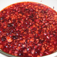 Cranberry Pomegranate Jello | realmomkitchen.com