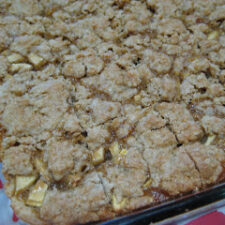 Caramel Apple Bars | realmomkitchen.com
