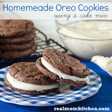Homemade Oreo Cookies | realmomkitchen.com