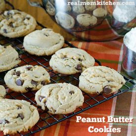 Peanut Butter Cookies | realmomkitchen.com