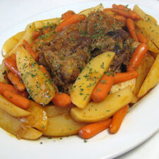 Oven Baked Pot Roast | realmomkitchen.com