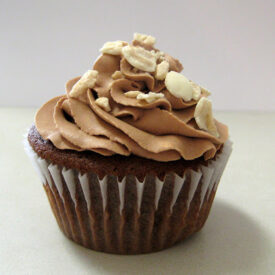Chocolate Malted Cupcakes | realmomkitchen.com