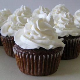 Root Beer Cupcakes | realmomkitchen.com