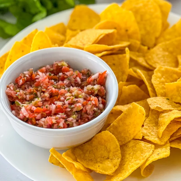 food processor quick pico de gallo with yellow corn tortilla chips