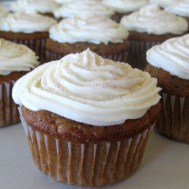 Zucchini Spice Cupcakes with Cream Cheese Frosting | realmomkitchen.com