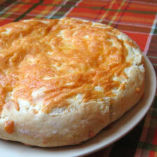 Cheesy Potato Bread | realmomkitchen.com