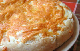 Cheesy Potato Bread | realmomkitchen.com