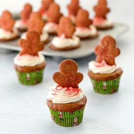 Gingerbread Cupcakes | realmomkitchen.com