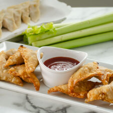 Fried Wontons (or egg rolls) | realmomkitchen.com