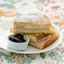 Monte Cristo Sandwiches | realmomkitchen.com