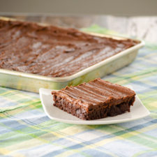 Brownies for a Crowd | realmomkitchen.com