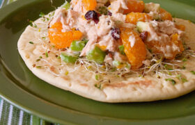 Fruited Tuna Salad Pitas | realmomkitchen.com