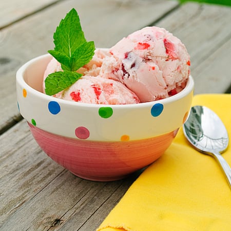 Fresh Strawberry Ice Cream