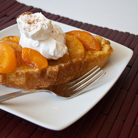 Overnight Peaches and Cream French Toast | realmomkitchen.com
