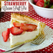 Strawberry Cream Puff Pie | realmomkitchen.com