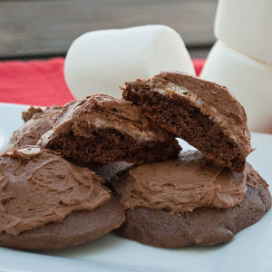 Marshmallow Brownie Cookies | realmomkitchen.com