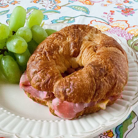 Baked Ham and Cheese Croissants | realmomkitchen.com