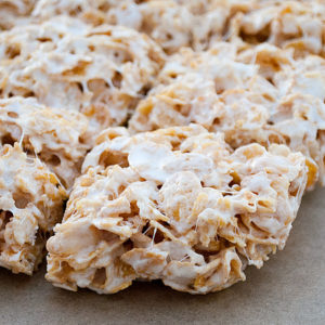 Flosted Flake Cereal Squares | realmomkitchen.com