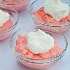 Quick Blender Jell-O Salad | realmomkitchen.com
