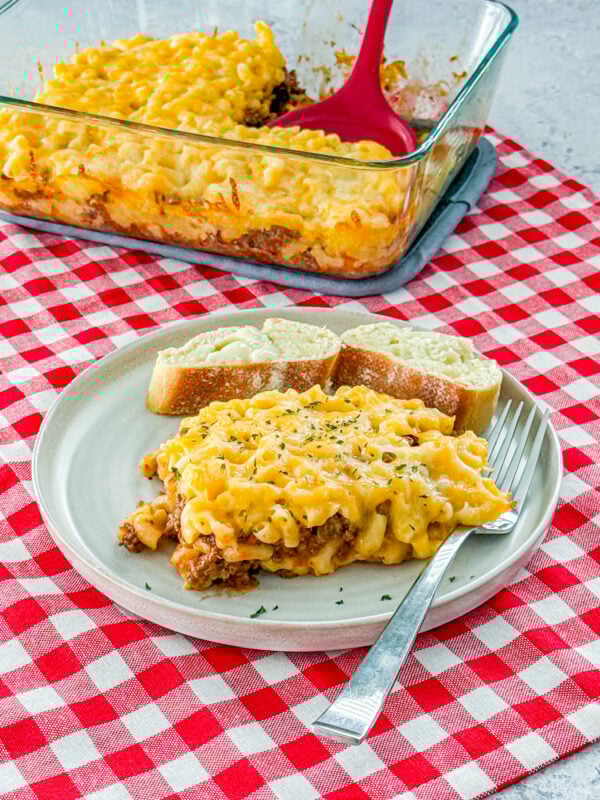 Mac and Cheese Lasagna