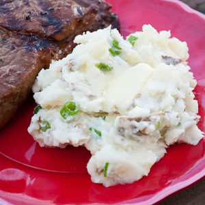 Chunky Mashed Taters | realmomkitchen.com