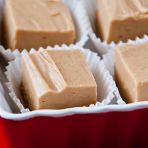 Foolproof Peanut Butter Fudge | realmomkitchen.com