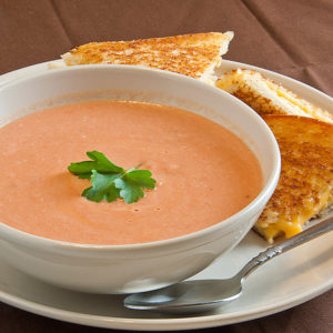 Thick and Creamy Tomato Soup | realmomkitchen.com