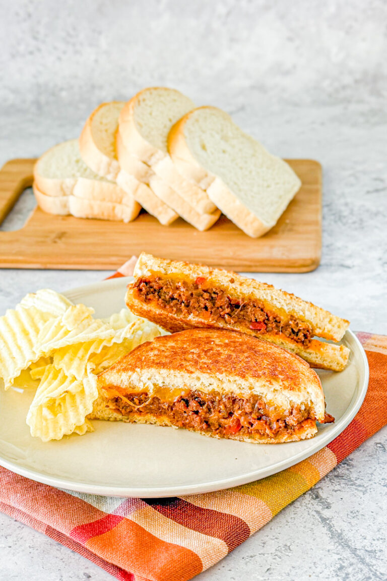 sloppy joe grilled cheese sandwiches
