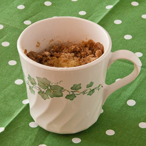 Coffee Cake in a Mug | realmomkitchen.com