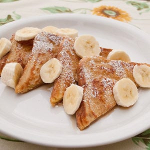 Fluffy French Toast | realmomkitchen.com