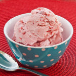 Strawberry Sour Cream Ice Cream | realmomkitchen.com