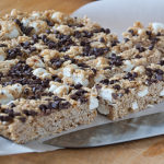Chewy S'mores Granola Bars | realmomkitchen.com