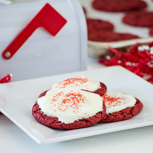 Red Velvet Cookies | realmomkitchen.com