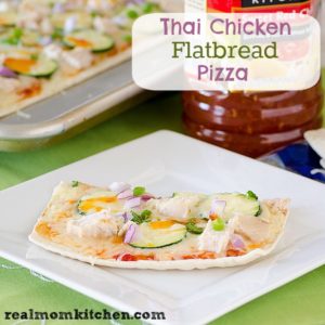 Thai Chicken Flatbread Pizza | realmomkitchen.com
