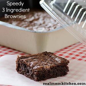 Speedy 3 Ingredient Brownies l realmomkitchen.com