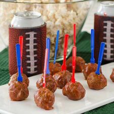 Sweet and Savory Saucy Meatballs | realmomkitchen.com