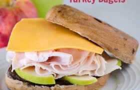 Apple Cheddar Turkey Bagels | realmomkitchen.com
