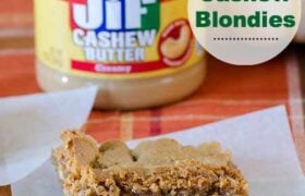 Cashew Blondies | realmomkitchen.com