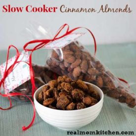 Slow COoker Cinnamon Almonds | realmomkitchen.com