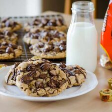 Reese's Slam Dunk Peanut Butter Cookies | realmomkitchen.com