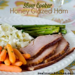 Slow Cooker Honey Glazed Ham | realmomkitchen.com