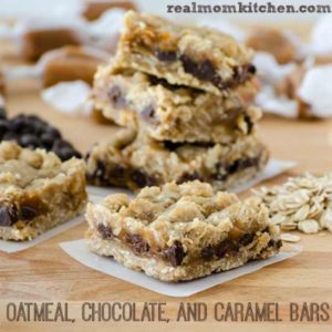 Oatmeal Chocolate and Caramel Bars | realmomkitchen.com