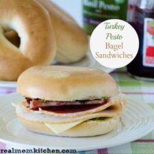 Turkey Pesto Bagel Sandwiches | realmomkitchen.com
