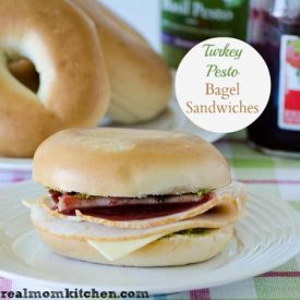 Turkey Pesto Bagel Sandwiches | realmomkitchen.com