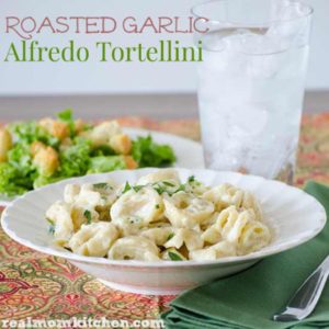 Roasted Garlic Alfredo Tortellini | realmomkitchen.com